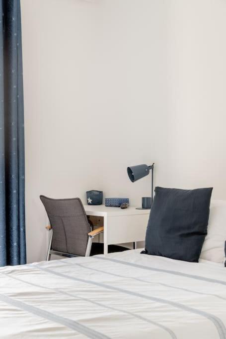 Private Room In Renovated Apartment - Tram 1 Min Walk นีซ ภายนอก รูปภาพ