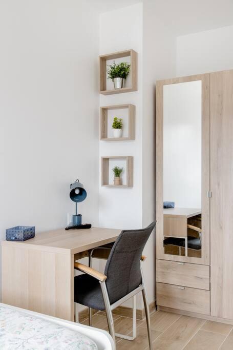 Private Room In Renovated Apartment - Tram 1 Min Walk นีซ ภายนอก รูปภาพ