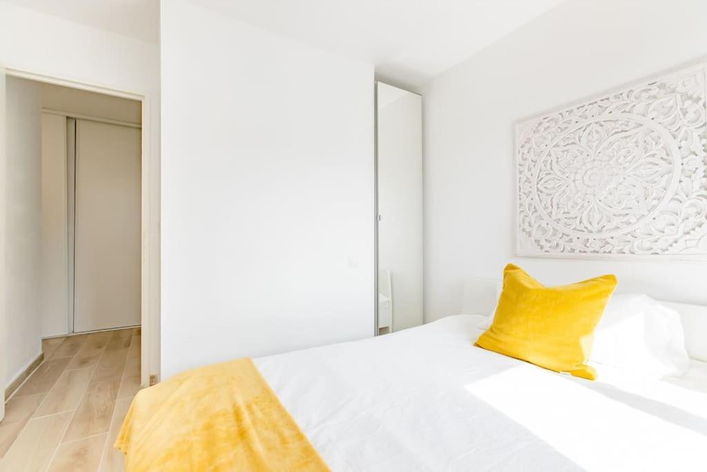 Private Room In Renovated Apartment - Tram 1 Min Walk นีซ ภายนอก รูปภาพ