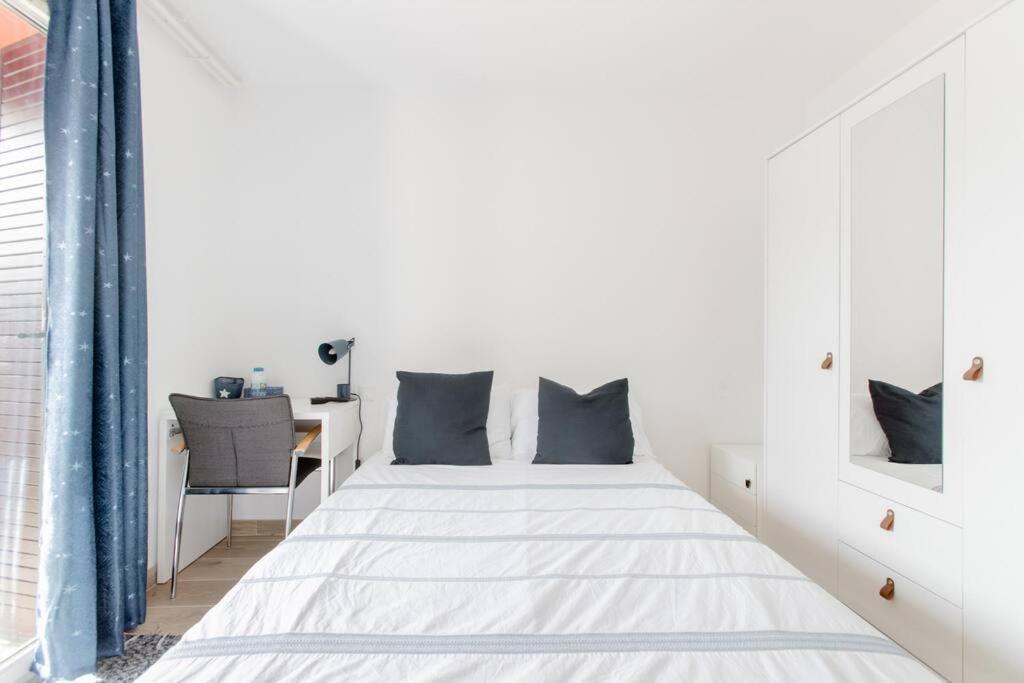 Private Room In Renovated Apartment - Tram 1 Min Walk นีซ ภายนอก รูปภาพ
